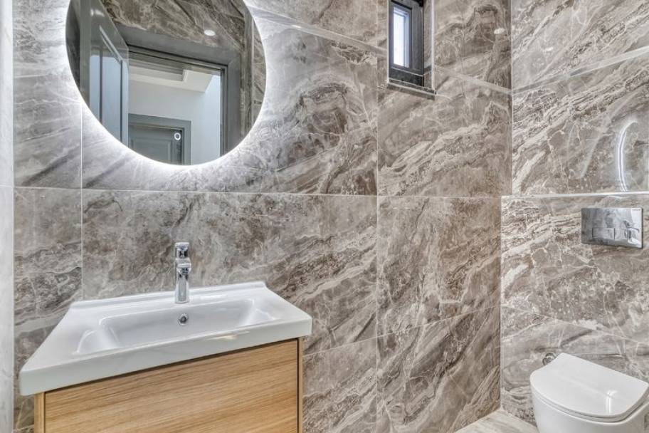 Property Detail